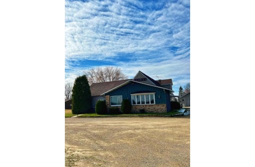 N3925 Friendship Circle, Shawano, WI 54166