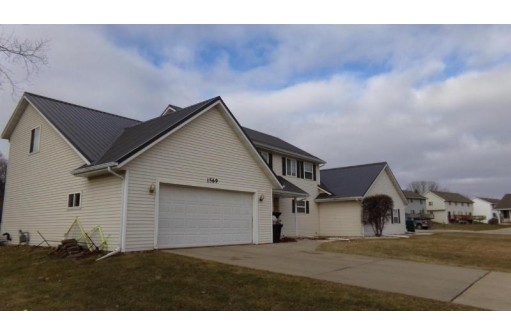 1569 Alamosa Trail, Green Bay, WI 54313-3967