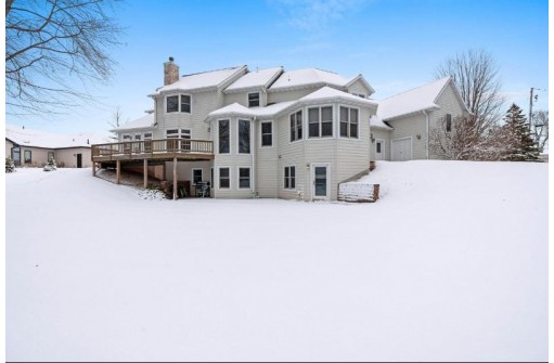 N2281 Lakewood Lane, Chilton, WI 53014