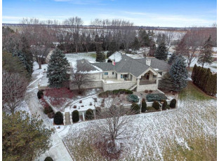 2477 Apple Creek Court De Pere, WI 54115-9192