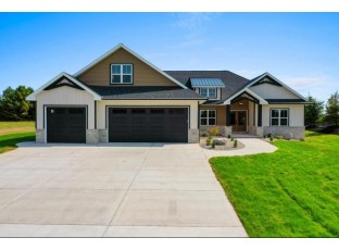 4104 Blackberry Ridge Drive Oneida, WI 54155