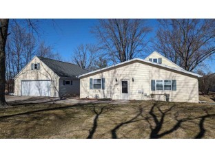 4676 County Rd E Oshkosh, WI 54904