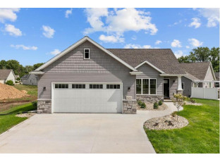 4978 West Woods Creek Lane Appleton, WI 54913