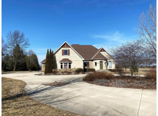 E5410 Golf Drive Kewaunee, WI 54216