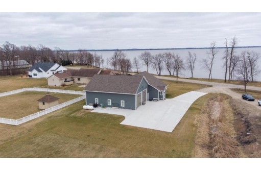 7291 County Road H, Fremont, WI 54940