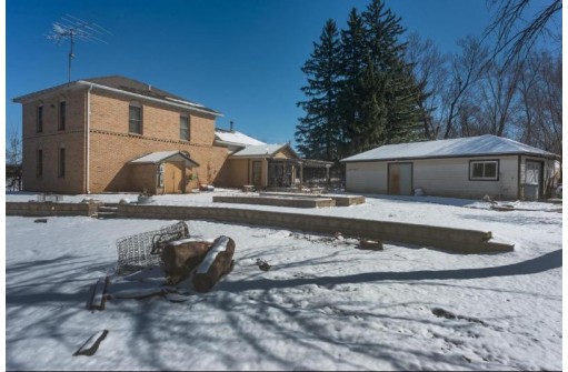 N6486 Aniwa Road, Plainfield, WI 54966