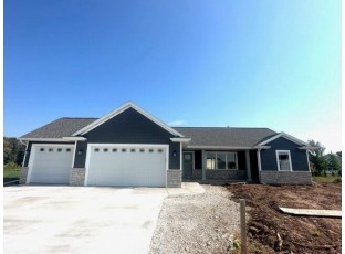 N7999 Old Pond Court Sherwood, WI 54969