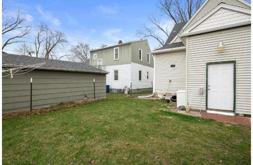 718 Lincoln Street, Green Bay, WI 54303