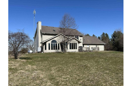 W5739 Burnett Ditch Road, Burnett, WI 53922-9733