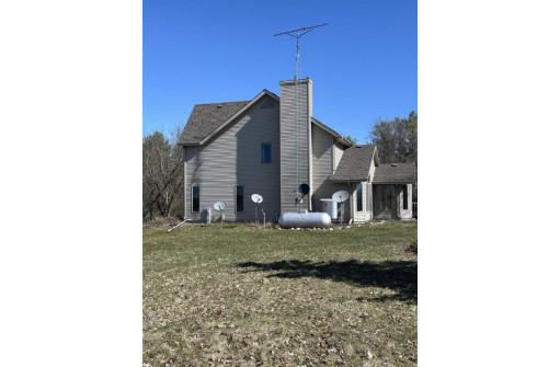 W5739 Burnett Ditch Road, Burnett, WI 53922-9733