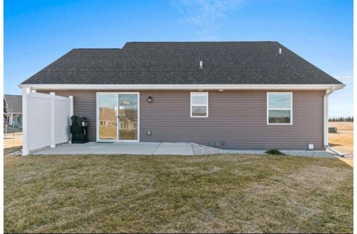 837 Sharon Lane, Pulaski, WI 54162