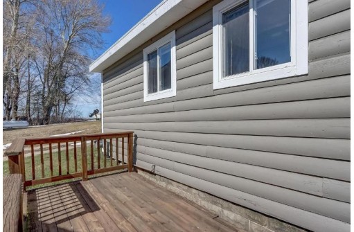 W10723 Blackhawk Trail 14, Fox Lake, WI 53933