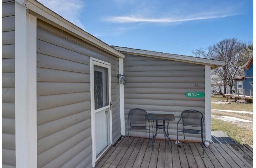 W10723 Blackhawk Trail 14, Fox Lake, WI 53933