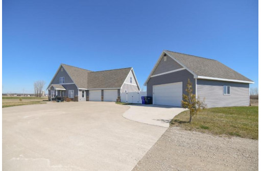 W2088 County Road Ee, Seymour, WI 54165