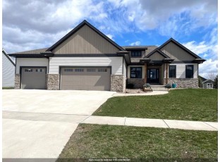 4866 Prairie School Drive Hobart, WI 54155