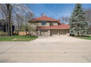 631 East Meadow Grove Boulevard, Appleton, WI 54915-4521