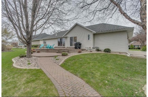 532 Riverway, Menasha, WI 54952