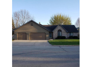 139 Briar Drive Neenah, WI 54956-3501