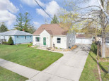 1424 Pilgrim Street Green Bay, WI 54304-3329