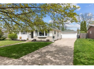 402 Haylett Street Neenah, WI 54956-3836