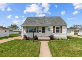 141 Claire Avenue Neenah, WI 54956