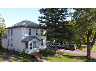 1711 East 5th St Ashland, WI 54806