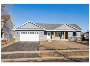 2105 Rushmore Drive River Falls, WI 54022