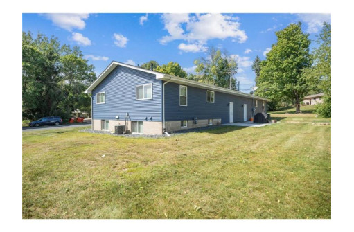 1446 Emory Circle, River Falls, WI 54022