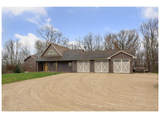 W8657 385th Avenue Ellsworth, WI 54011