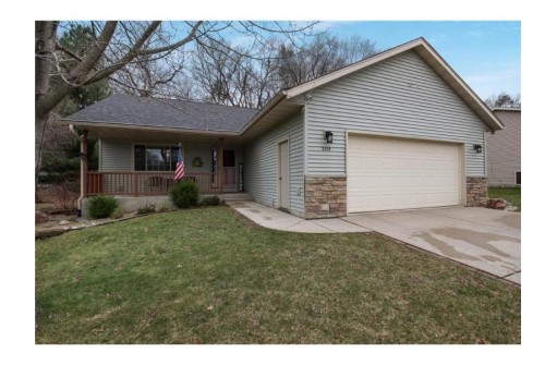 3219 Woodside Terrace, Altoona, WI 54720