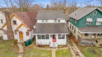 1817 Maplewood Avenue Lansing, MI 48910