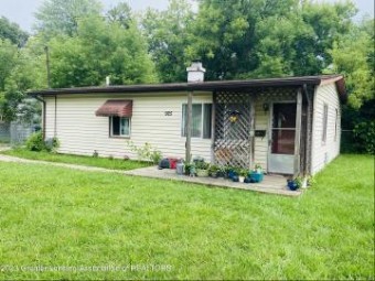 925 Dornell Avenue Lansing, MI 48910