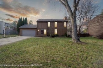 1203 Teakwood Circle Haslett, MI 48840