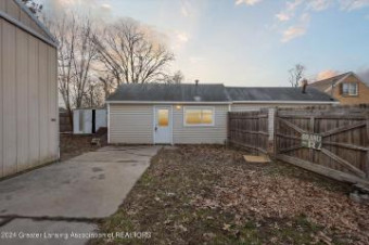 209 W Fairfield Avenue Lansing, MI 48906