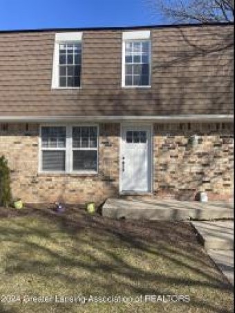 1715 Maisonette Drive Lansing, MI 48911