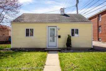 1012 Lincoln Avenue Lansing, MI 48910