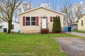 3520 Burchfield Drive Lansing, MI 48910