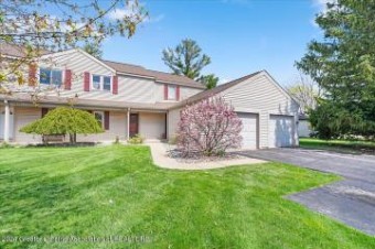 7412 Creekside Drive 15 Lansing, MI 48917