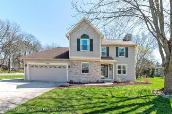 2990 Whistlewood Way Lansing, MI 48911