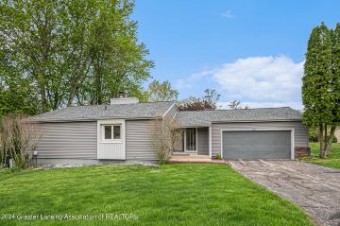 2531 Duryea Court East Lansing, MI 48823