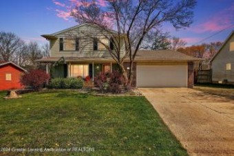 11158 Cobblestone Lane Grand Ledge, MI 48837