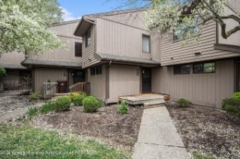 2450 S Wild Blossom Court East Lansing, MI 48823