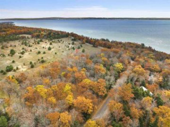 Ridge Road Harbor Springs, MI 49740