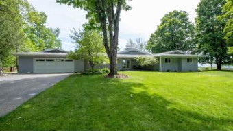 6918 Harbor - Petoskey Road Harbor Springs, MI 49740