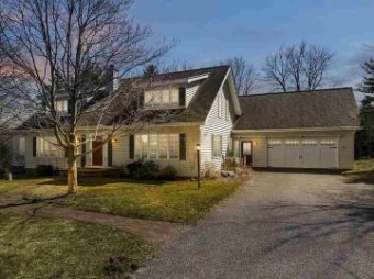 345 Foxwood Lane Petoskey, MI 49770