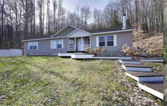 10400 Pickerel Lake Road Petoskey, MI 49770