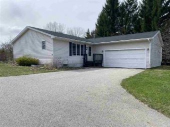 15631 Rosehelen Lane Charlevoix, MI 49720