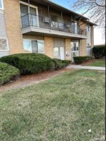 25337 W Montmartre Court 3 Oak Park, MI 48237