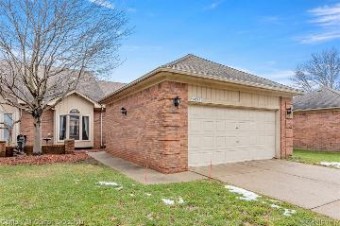 34566 Maple Lane Drive Sterling Heights, MI 48312