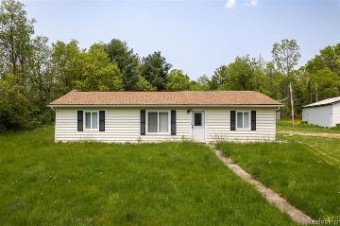 1700 Shipman Road Oxford, MI 48371